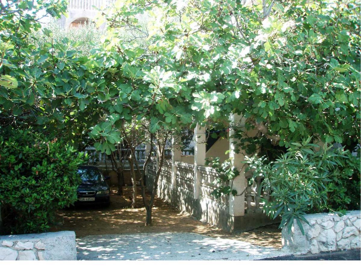 Apartments Mint Povljana - 50M From Sandy Beach Екстер'єр фото