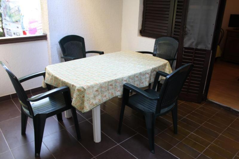 Apartments Mint Povljana - 50M From Sandy Beach Екстер'єр фото