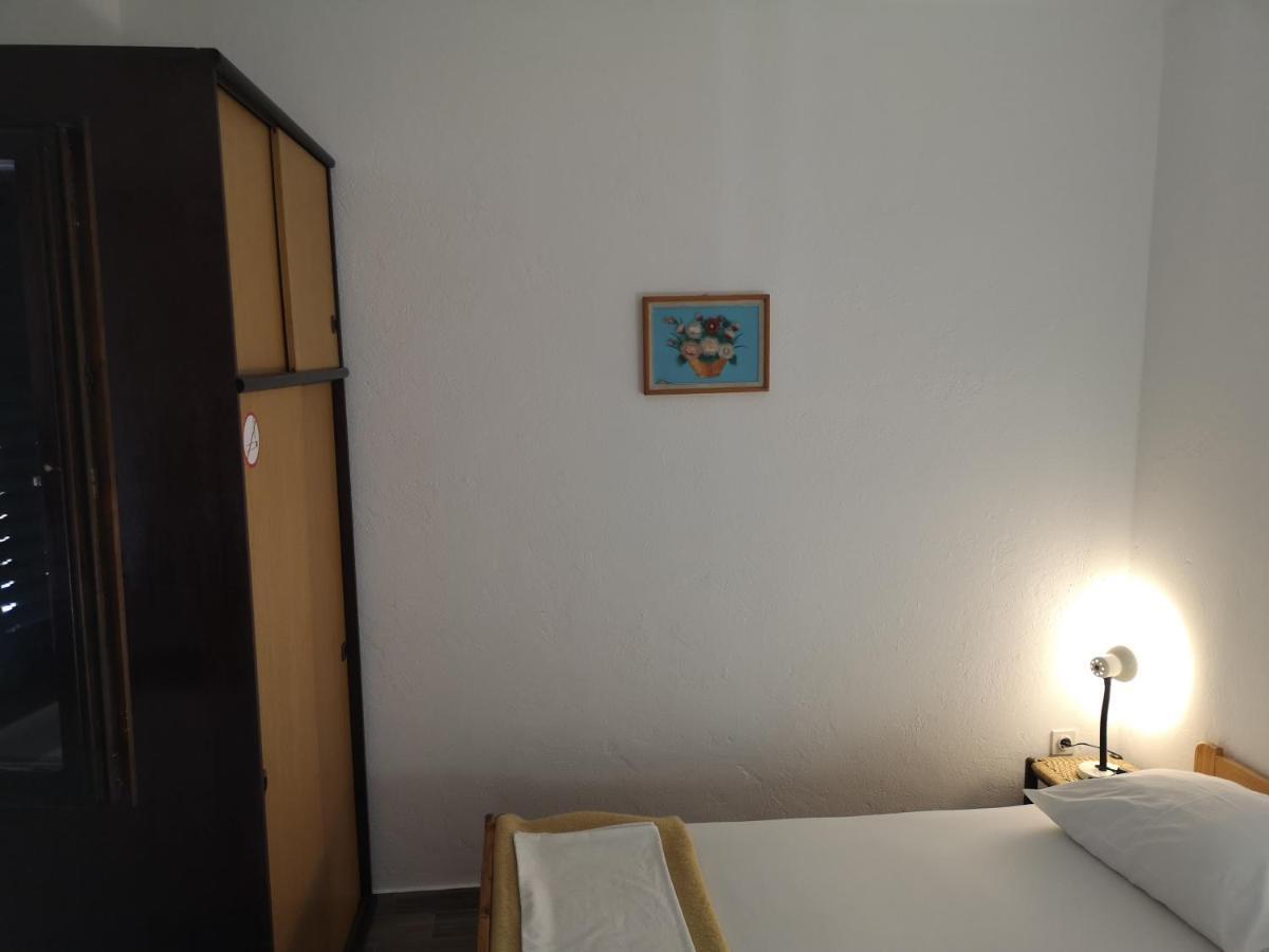 Apartments Mint Povljana - 50M From Sandy Beach Екстер'єр фото