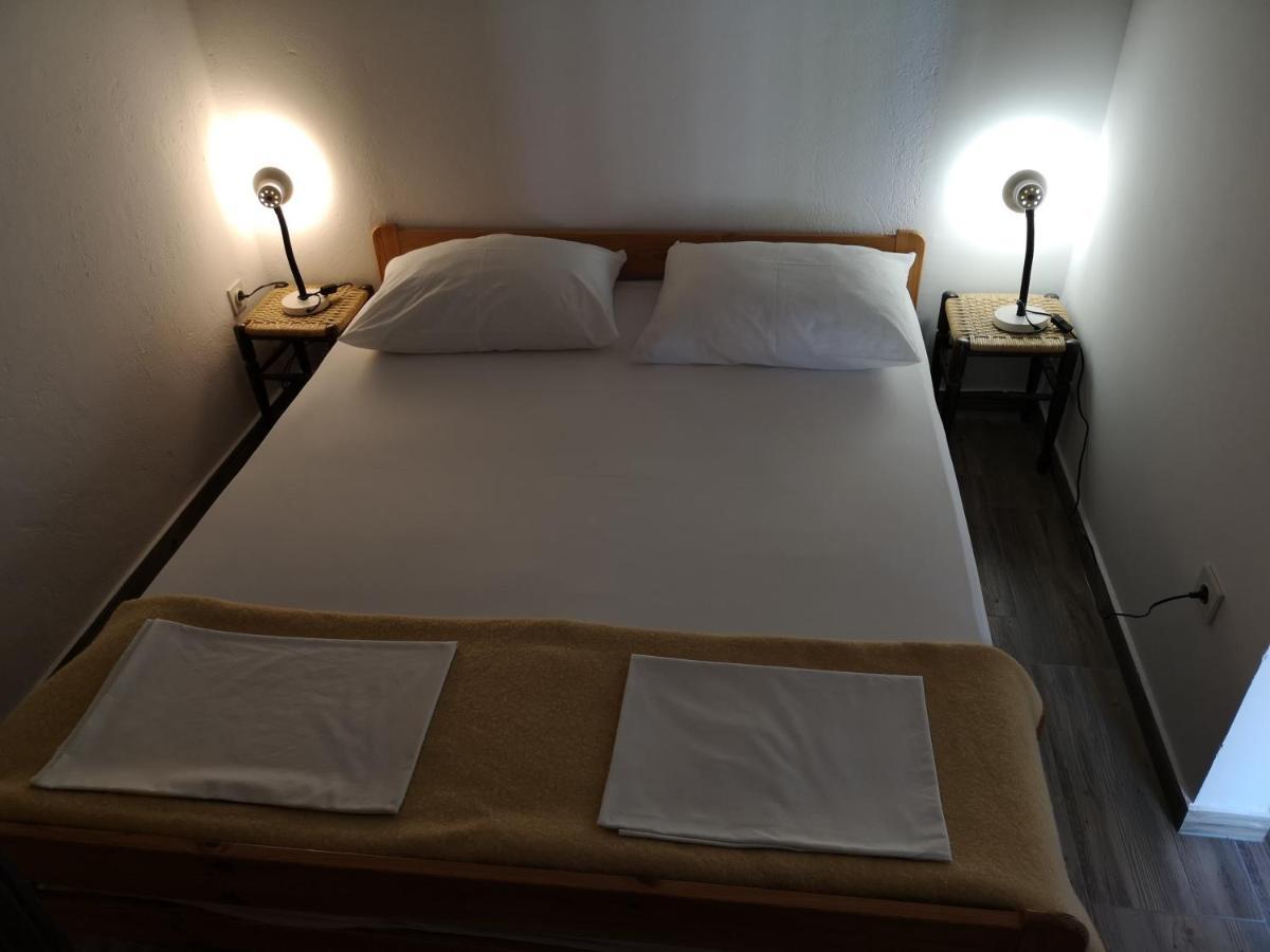 Apartments Mint Povljana - 50M From Sandy Beach Екстер'єр фото